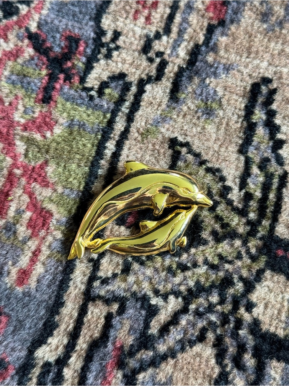 Paquette dolphin brooch gold tone large size!